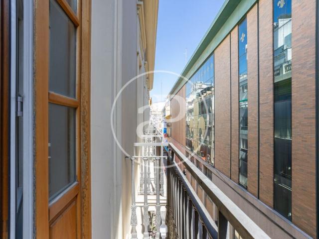 Flat for rent with views in San Francesc Valencia