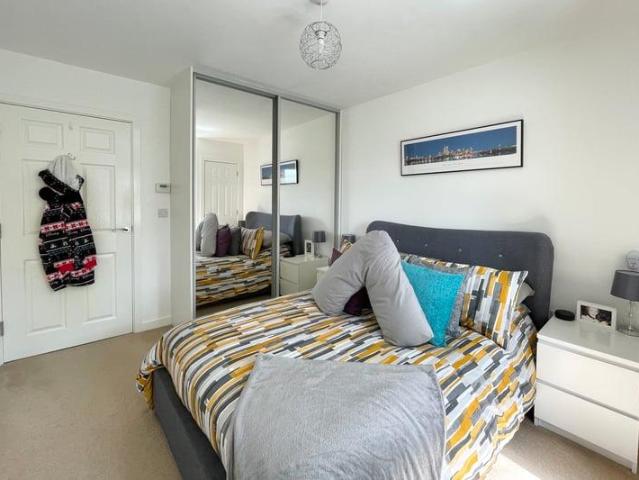 flat for sale