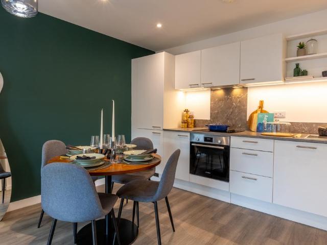 Flat G12, Sherborne Place. 2 bed flat to rent £1,450 pcm £335 pw