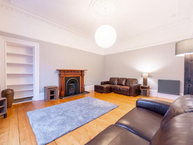 Flat G/F Cathkin Road