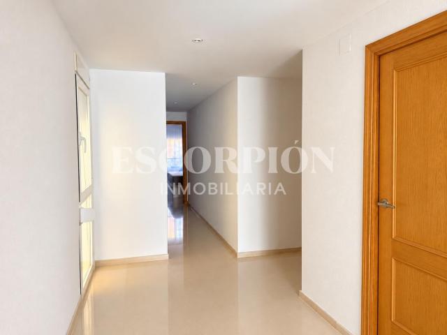 Flat Godella Campolivar
