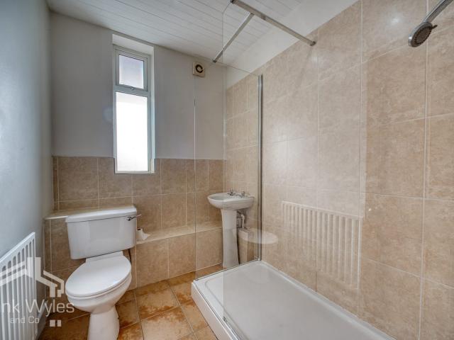 Flat in Lake Road, Lytham St Annes, Lancashire