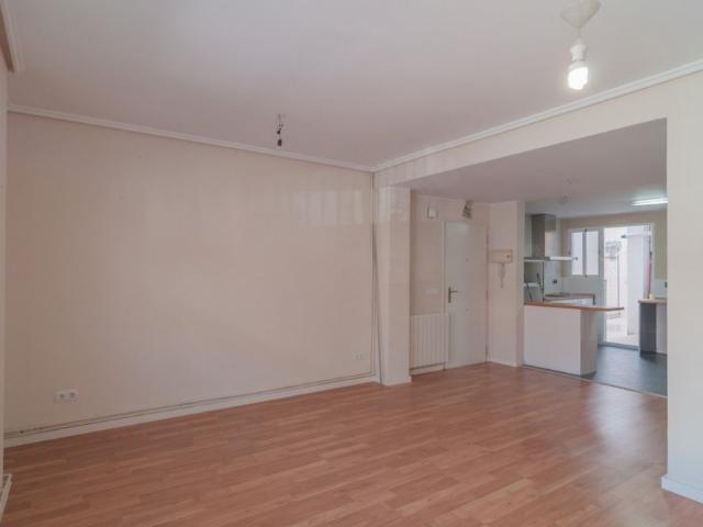 Flat in torrente