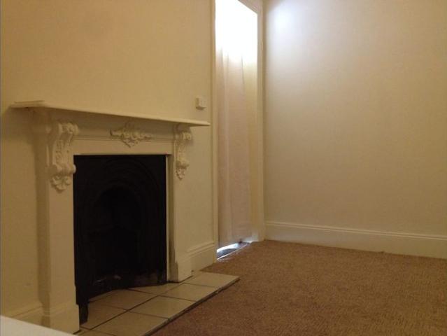FLAT IN WARATAH NEWCASTLE FOR RENT