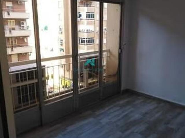 Flat Jaén Gran eje