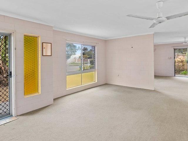 FLAT LAND, SOLID HOME, CLOSE TO THE BEACH