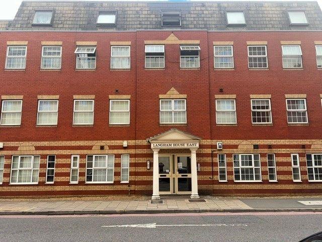 Flat, Langham House, Mill Street, Luton 2 bed flat to rent £1,150 pcm £265 pw