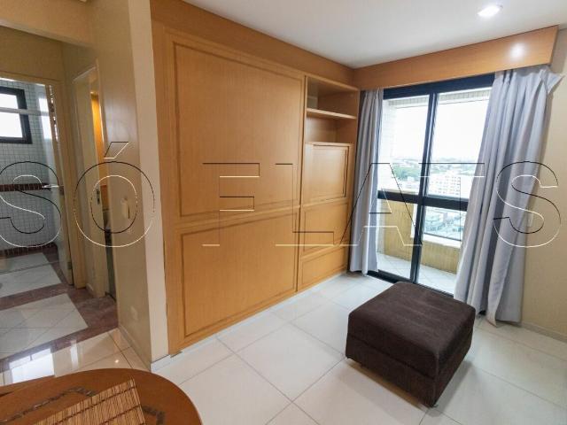 Flat para alugar com 1 quarto e 32 m² por R$ 2.600/mês