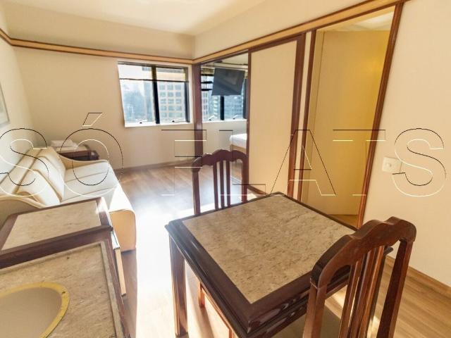 Flat para Aluguel com 1 quartos, 32 m² por R$ 2.300