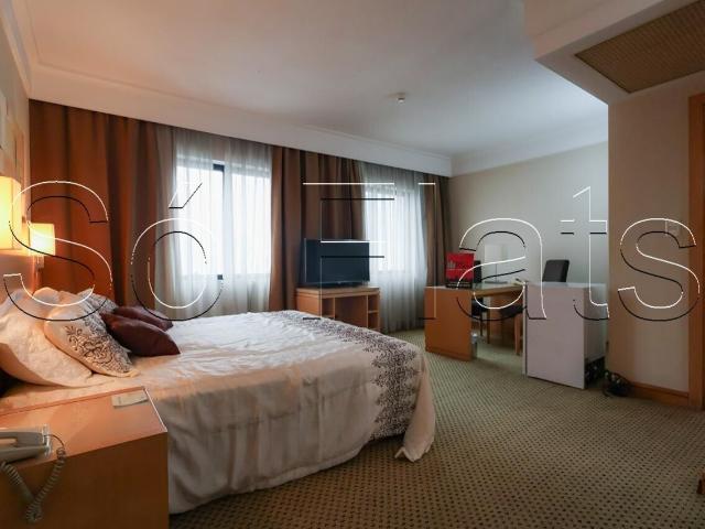 Flat para Aluguel com 1 quartos, 33 m² por R$ 2.700