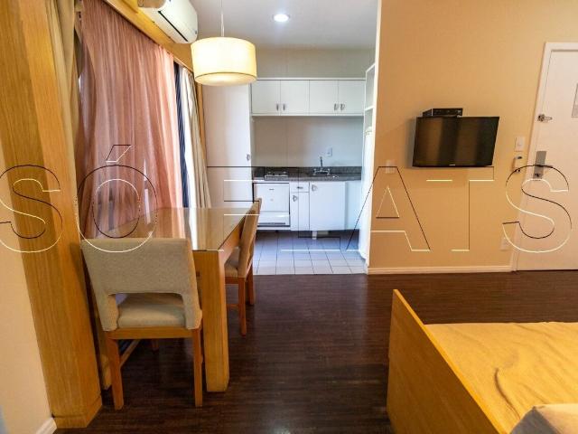 Flat para Aluguel com 1 quartos, 44 m² por R$ 4.097