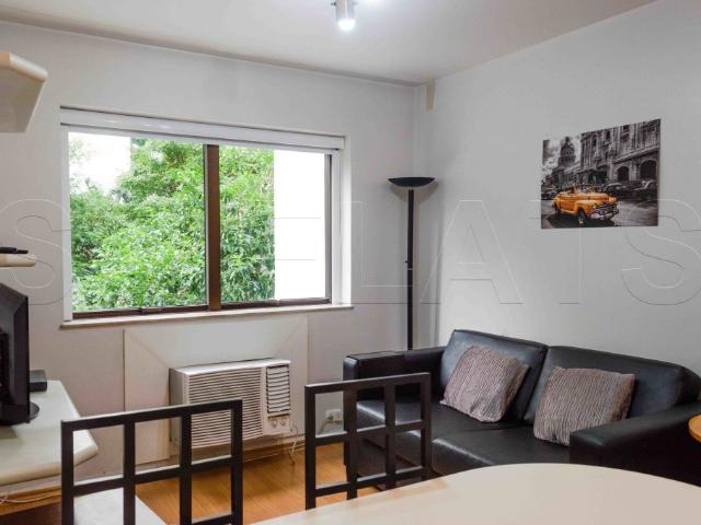 Flat para Aluguel com 1 quartos, 45 m² por R$ 3.150