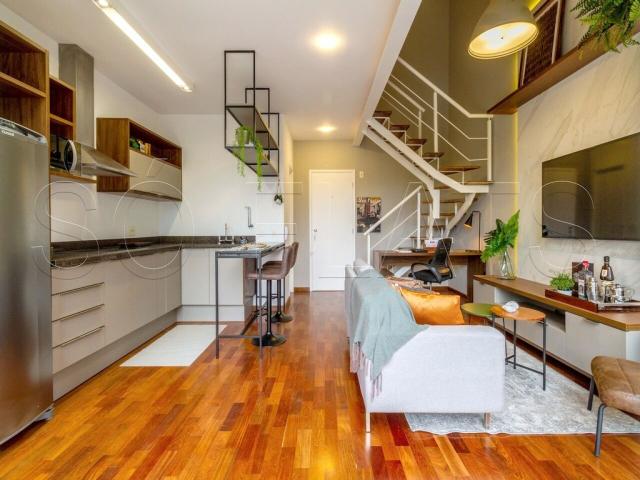 Flat para Aluguel com 1 quartos, 68 m² por R$ 5.670