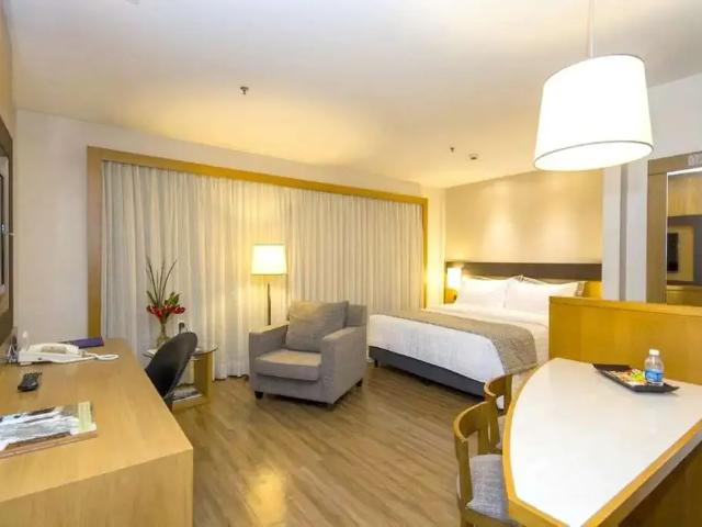 Flat para Locação em São Paulo/SP Itaim Bibi 2 Quartos