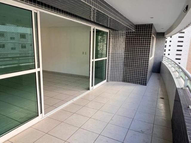Flat para Venda em Fortaleza/CE Meireles 3 Quartos