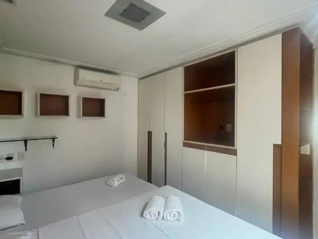 Flat para Venda em Fortaleza/CE Meireles 2 Quartos