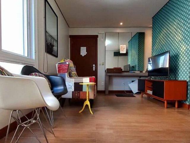 Flat para Venda em Porto Alegre/RS Floresta 2 Quartos