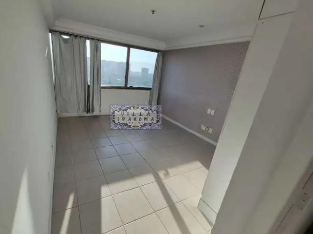 Flat para Venda em Rio de Janeiro/RJ Barra da Tijuca 2 Quartos