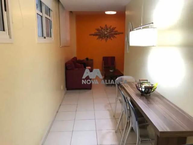 Flat para Venda em Rio de Janeiro/RJ Copacabana 1 Quartos