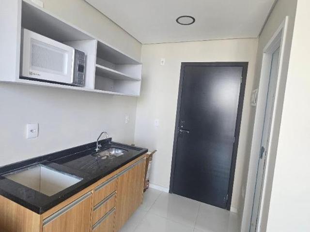 Flat para Venda/Aluguel com 1 quartos, 24 m² por R$ 400.000