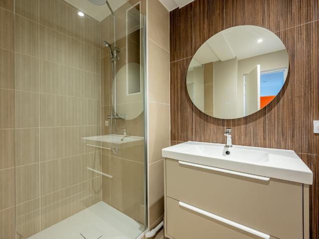 Flat Paris vue Pantheon with lift 6ᵉ floor 2 Bedrooms, Paris Amsterdam Apartments for Rent