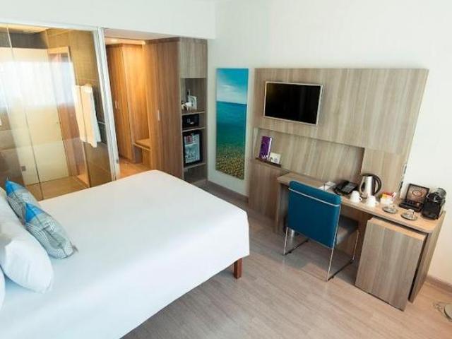 Flat suíte hotel 01 quarto Av Ana Costa Novotel