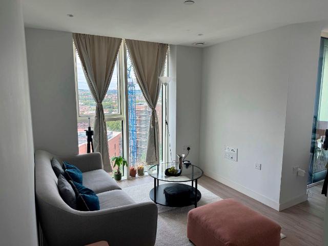 Flat, Skylark Point, Newnton Close, London N4, 1 bed flat to rent, £2,383 pcm | PrimeLocation