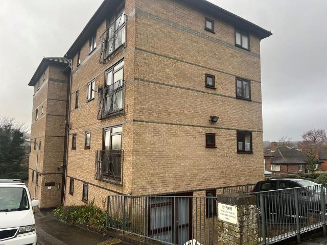 Flat, Taymouth House, Harold. 2 bed flat to rent £925 pcm £213 pw