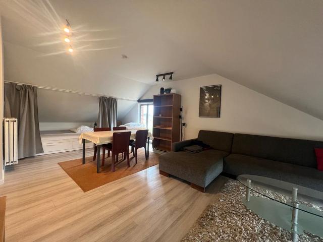 Flat Te huur