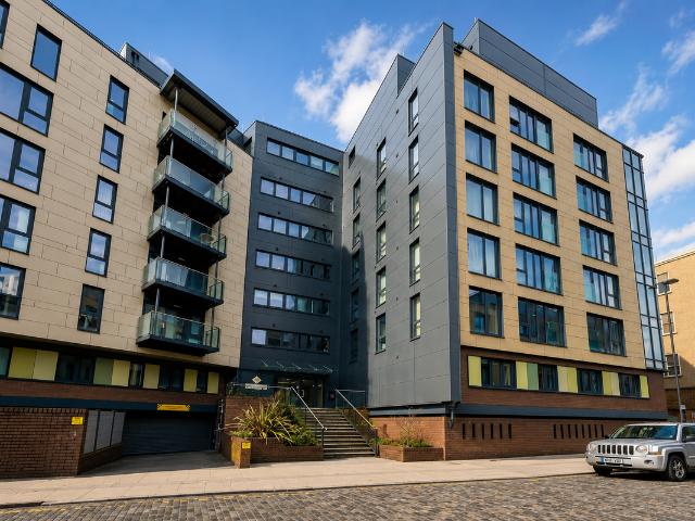 Flat, The Milliners, St. Thomas Street, Bristol BS1, 2 bed flat to rent, £2,300 pcm | PrimeLocation