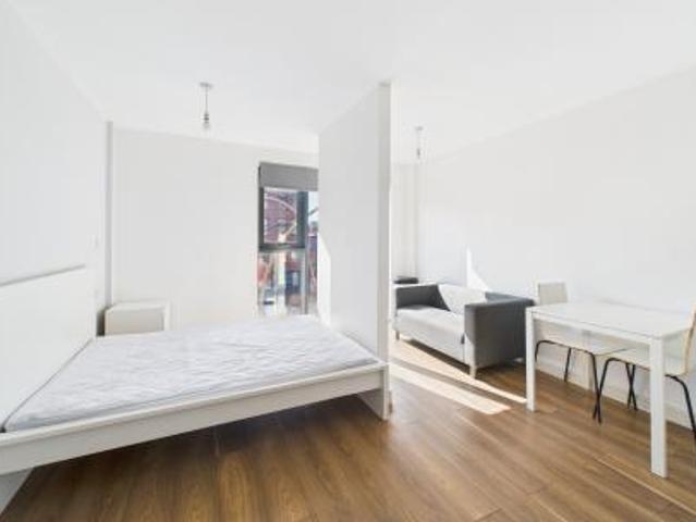 Flat To Let