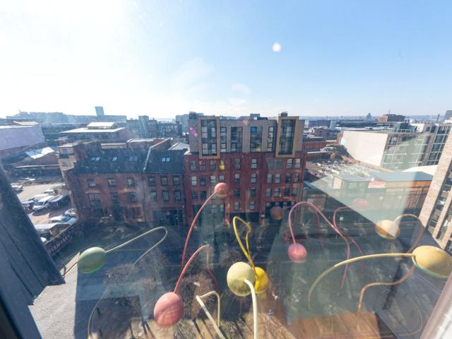 Flat to let