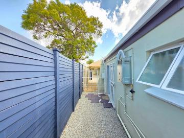 Flat To Let in Annadale
