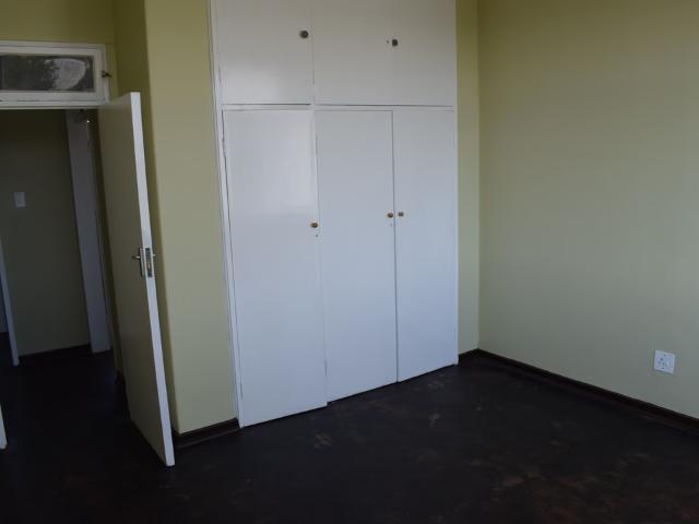 Flat To Let in Fairview