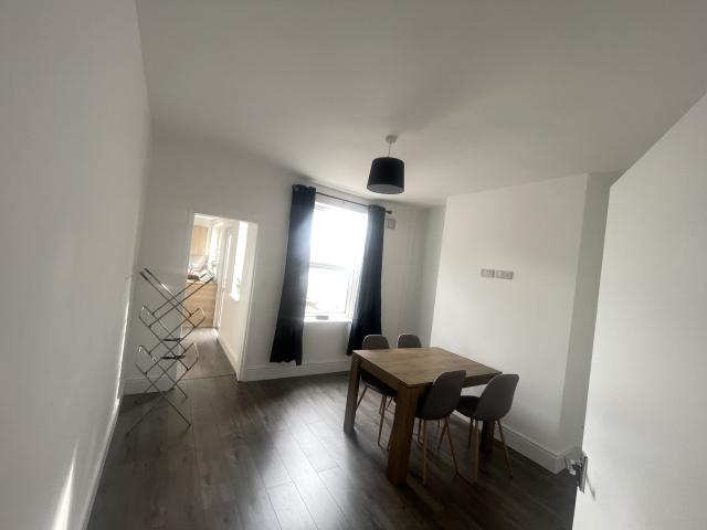 Flat to rent