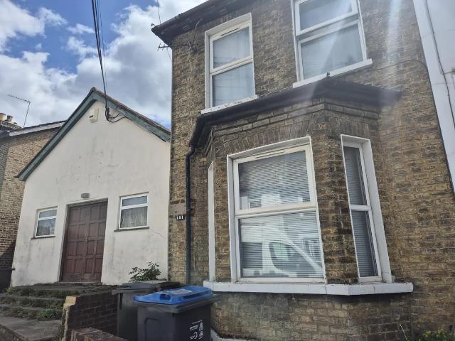 Flat to rent