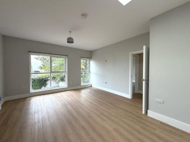 Flat to rent 2a Southlands Road, Bromley, BR2