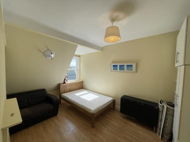 Flat To Rent
