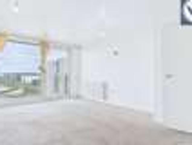 Flat to Rent: Signal Building, Station Approach, UB3
