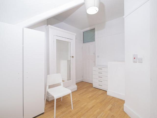 Flat to Rent