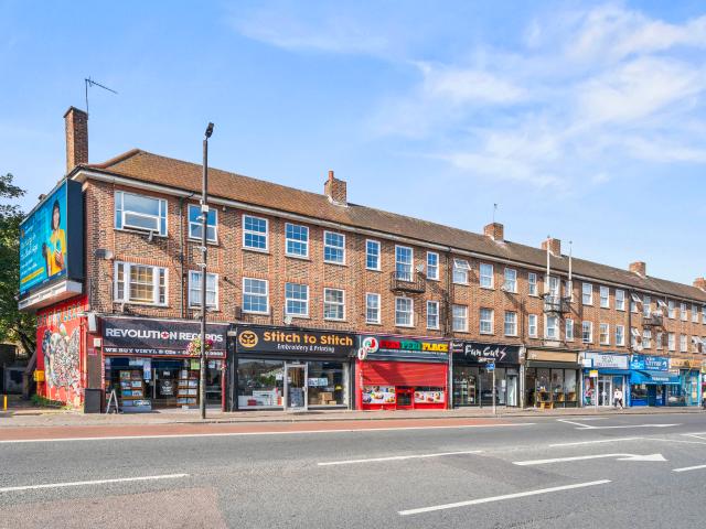 Flat To Rent at 2A Central Parade, High Street, SE20 7TN 00010019