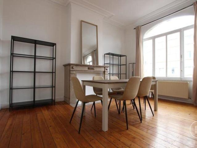 Flat to rent: Avenue du onze novembre 9, 1040 Etterbeek on Realo