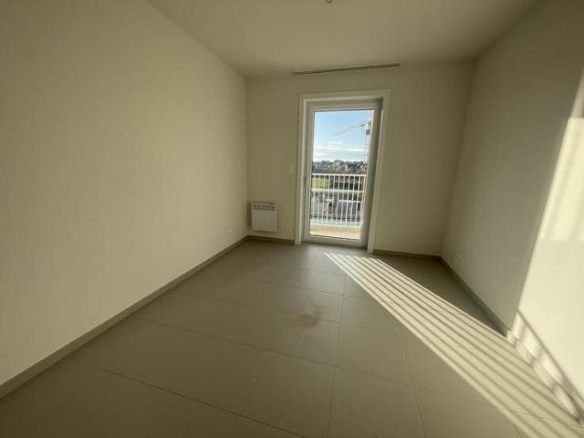 Flat to rent: Avenue du 8 mars 1, 1480 Tubize on Realo