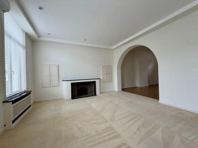 Flat to rent: Avenue louise 64, 1050 Brussels on Realo