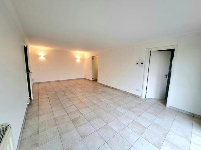 Flat to rent: Boulevard du tivoli 29, 7100 La Louvière on Realo