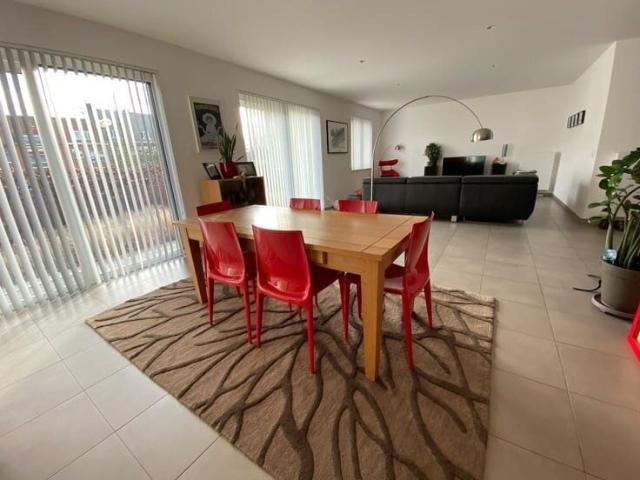 Flat to rent: Floraplein 23 001, 9820 Merelbeke, Merelbeke Melle on Realo
