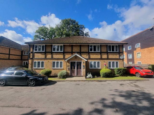 Flat to Rent in Bracknell Aragon Court BRL220210