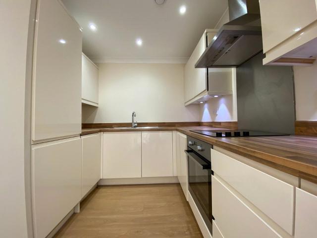 Flat to Rent in Bracknell Gowring House BRL210080