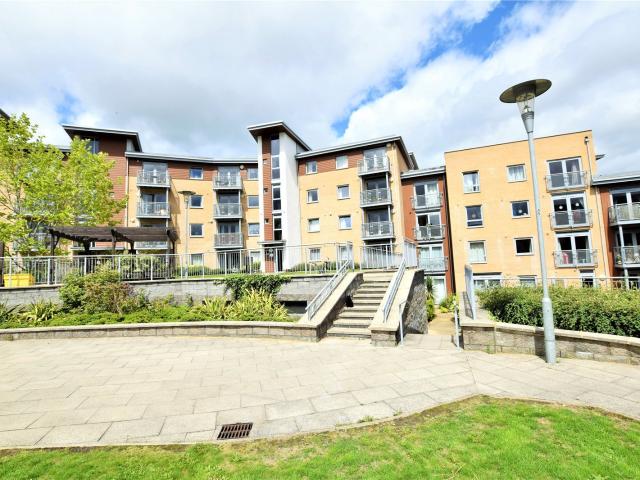 Flat to Rent in Bracknell Kelvin Gate BRL130130