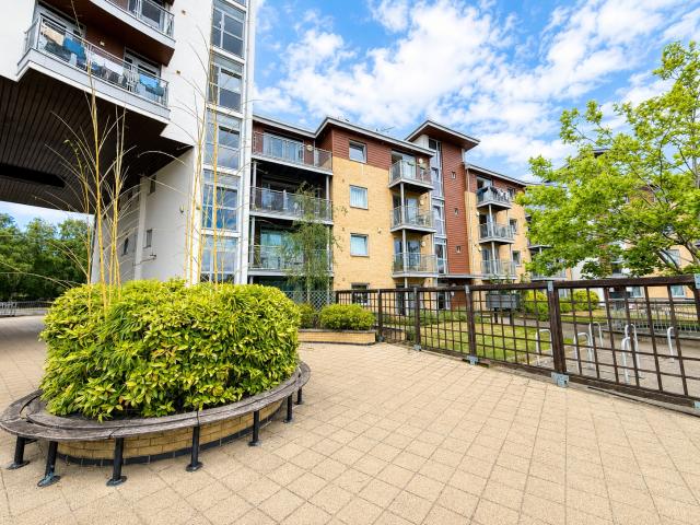 Flat to Rent in Bracknell Kelvin Gate BRL260067